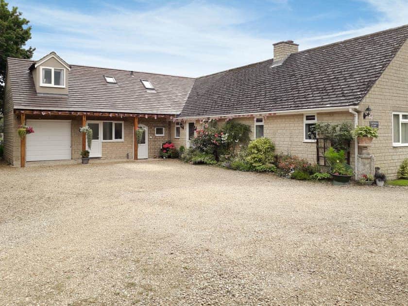 Exterior | Heron’s Nest, Bourton-on-the-Water