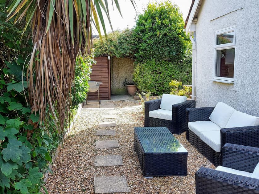 Sitting-out-area | Beachwood, Elmer, near Bognor Regis