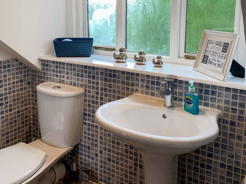 Bathroom | The Cottage, Methven, near Perth