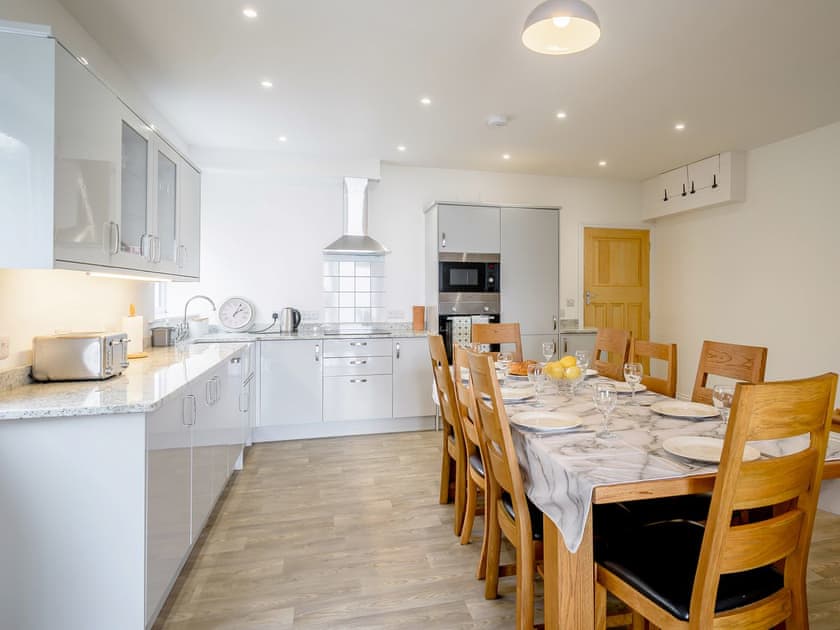 Kitchen/diner | Beachside - Yardley House, Downderry and Seaton, near Looe