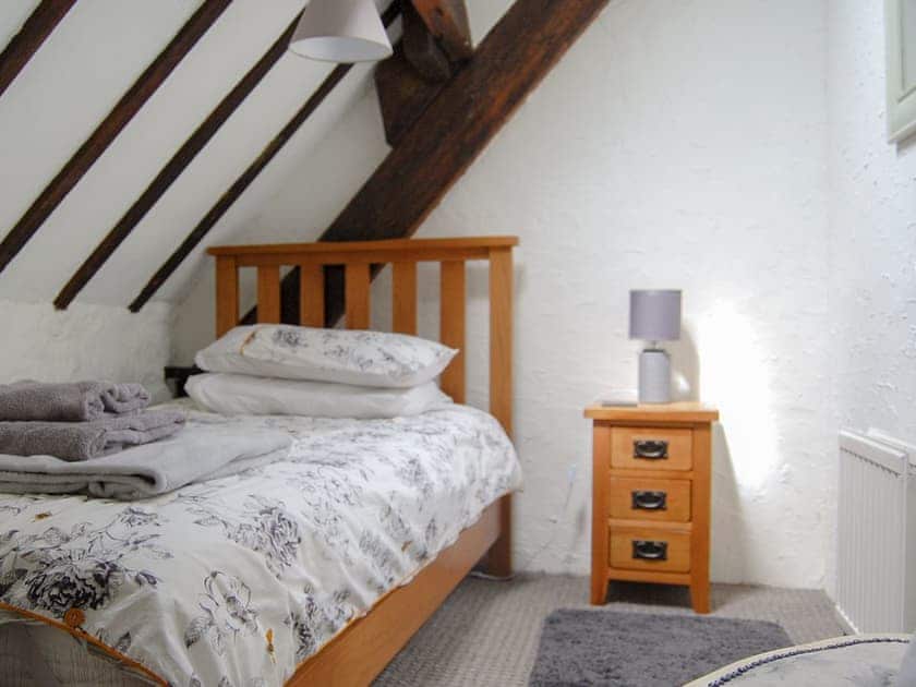 Single bedroom | Shire Cottage - Leashaw Farm, Whatstandwell, near Matlock
