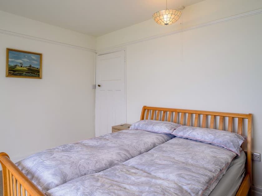 Double bedroom | On The Beach - Yardley House, Downderry and Seaton, near Looe
