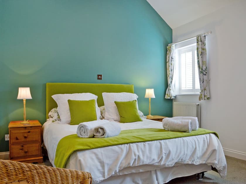 Double bedroom | The Cottage, Prestbury, near Cheltenham