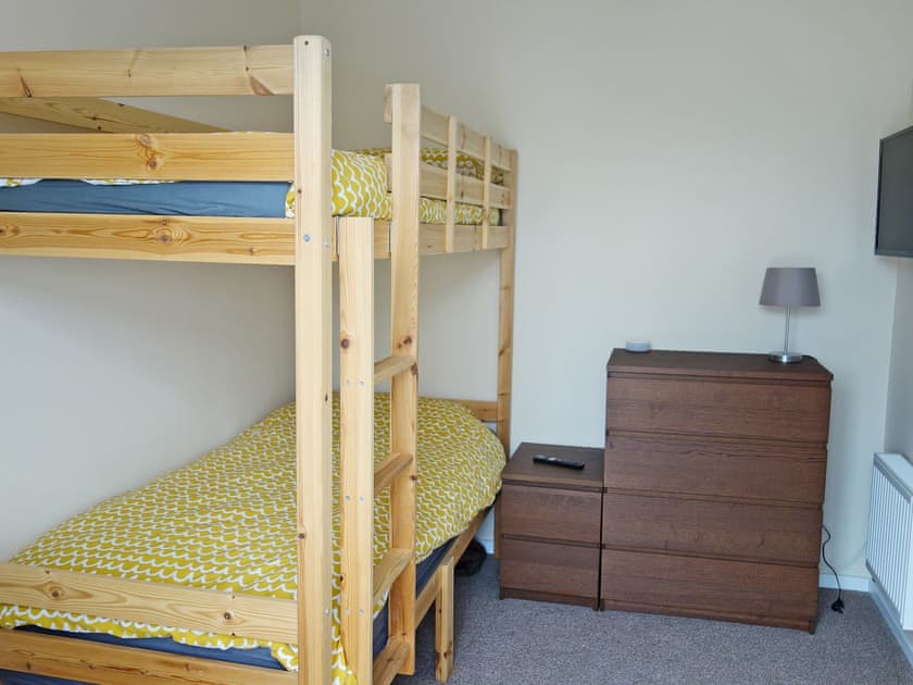 Bunk bedroom | Deany Apartment, Bridlington