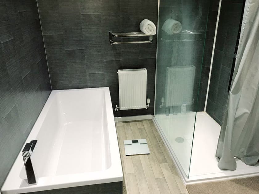 Bathroom | Deany Apartment, Bridlington