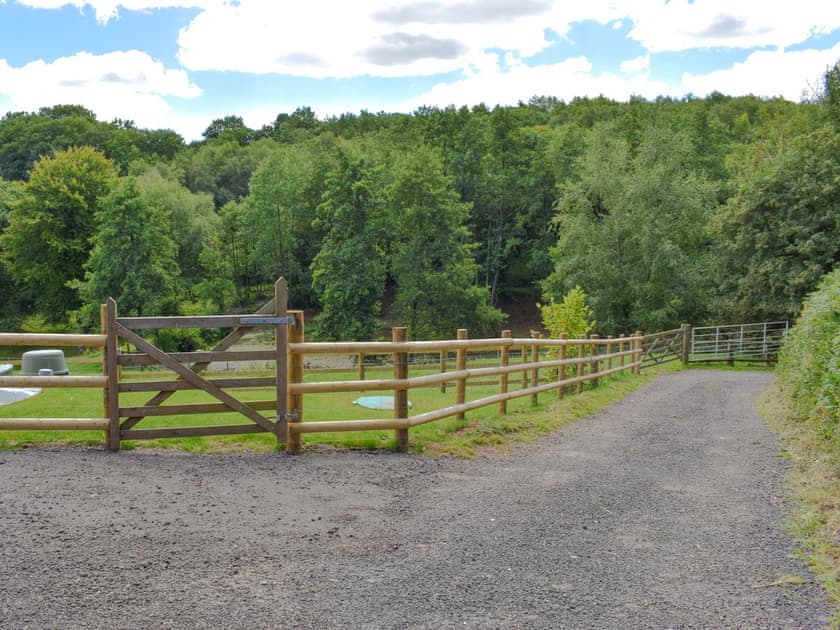 Driveway | Stag - Kerridge View Barn, Washfield, near Tiverton