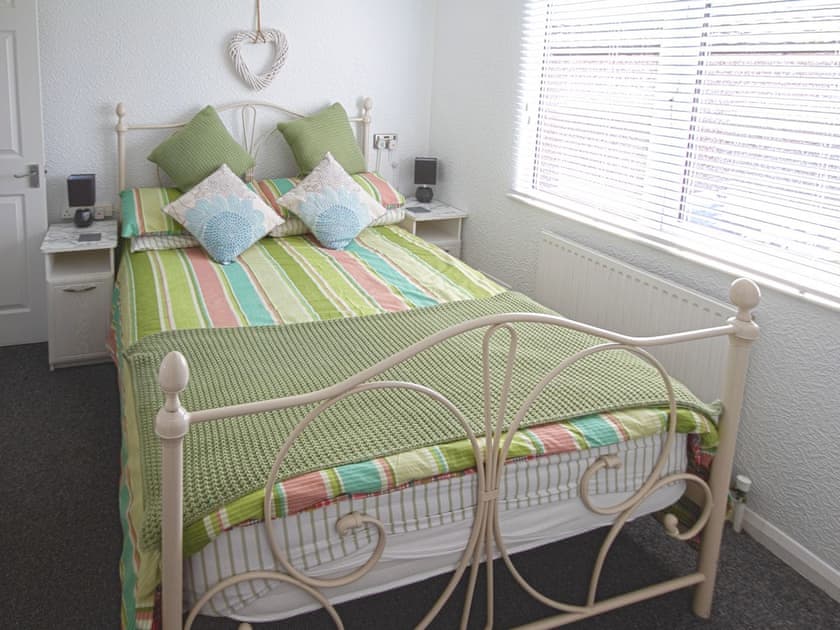 Double bedroom | Lazy Daize, St Merryn, near Padstow