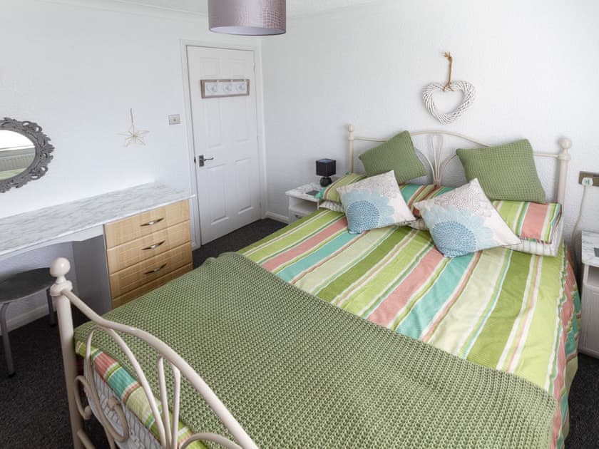 Double bedroom | Lazy Daize, St Merryn, near Padstow