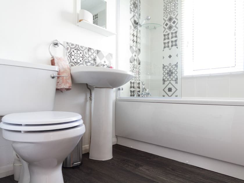 Bathroom | Lazy Daize, St Merryn, near Padstow