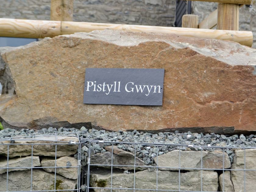 Exterior | Pistyll Gwyn, Llanwrthwl, near Rhayader