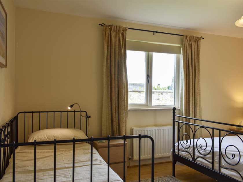 Kingsize bedroom  | The Beeches, Warkworth