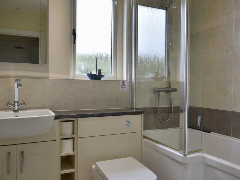 Bathroom | The Beeches, Warkworth