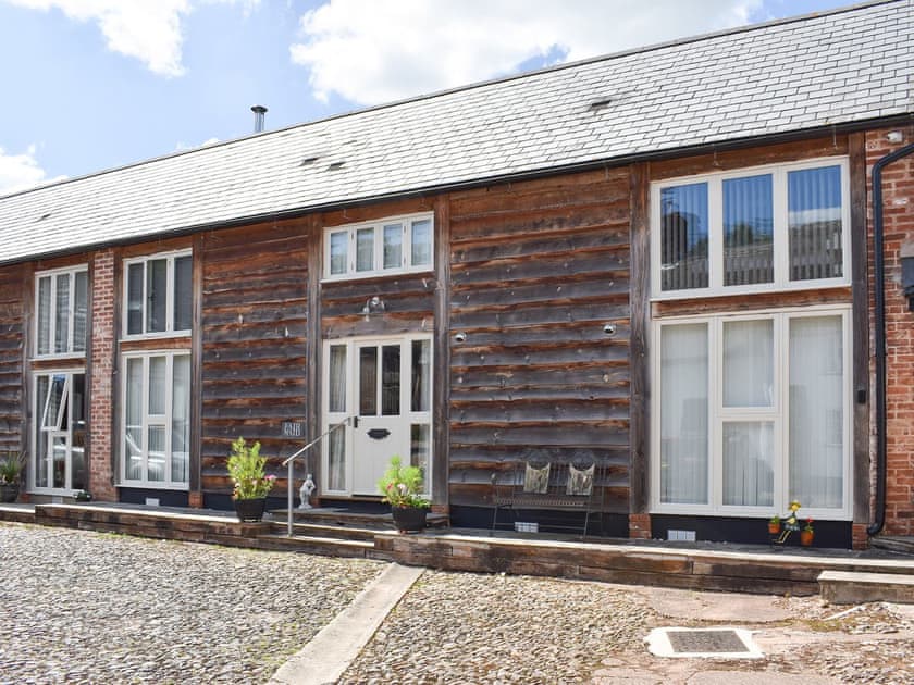 Exterior | Fair Maid - Glimsters Farm Holiday let, Kentisbeare, Cullompton