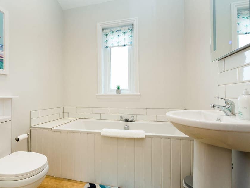 En-suite | Seascape - Gatehouse Lodges, Gatehouse of Fleet, near Kirkcudbright