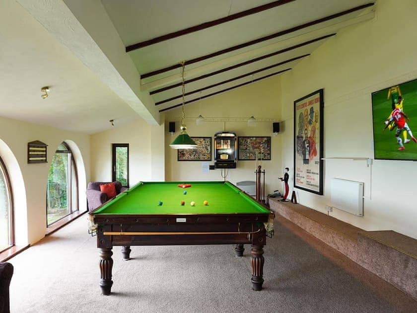 Games room | Cliff Lodge, Torquay