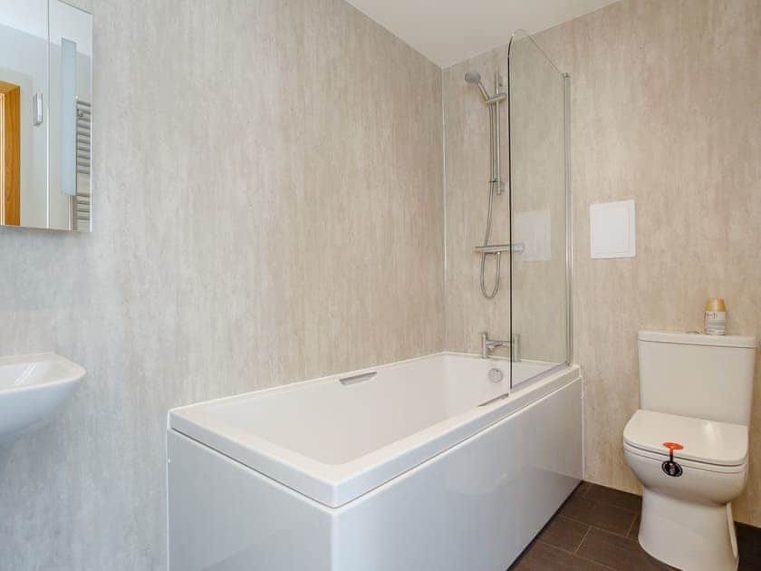 Bathroom | Auld Kirk Hall, Woodhead, near Turriff