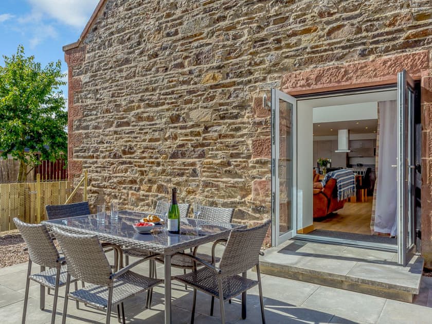 Sitting-out-area | Auld Kirk Hall, Woodhead, near Turriff