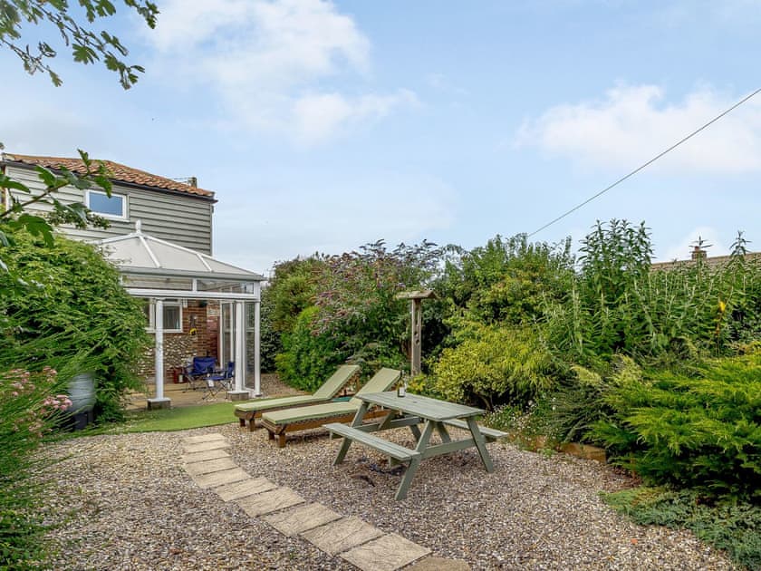 Garden | 42 Temple End, Blakeney