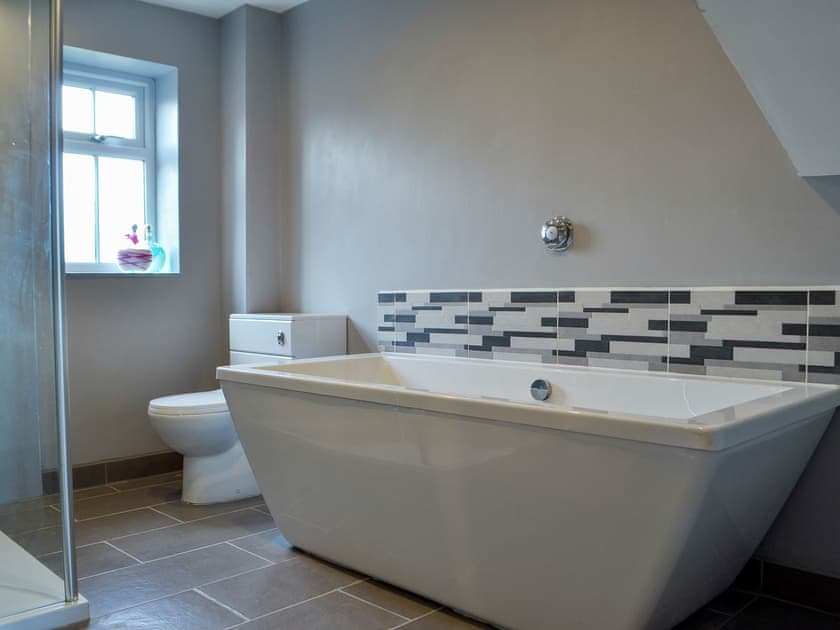 Bathroom | 4  Greenhaye Cottages - Greenhaye Cottages, Arlingham, near Gloucester