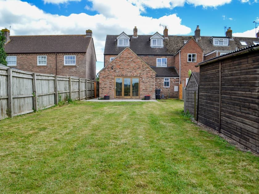 Garden | 4  Greenhaye Cottages - Greenhaye Cottages, Arlingham, near Gloucester