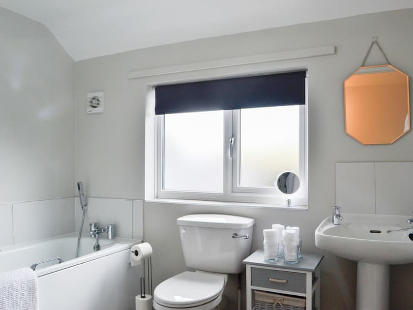 Bathroom | Hillside Cottage, Willington, near Whitchurch