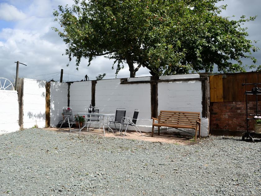 Sitting-out-area | Hillside Cottage, Willington, near Whitchurch