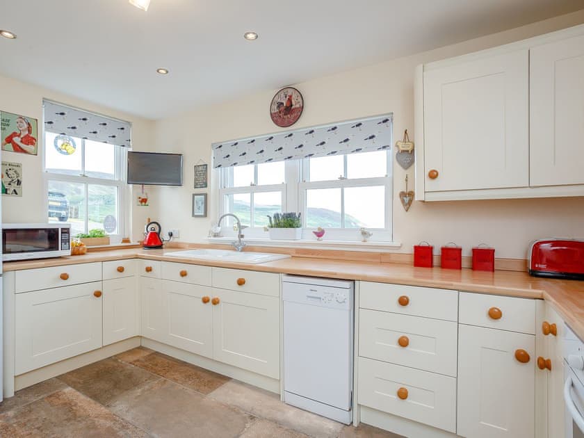 Kitchen/diner | Sunrise, Navidale, near Helmsdale