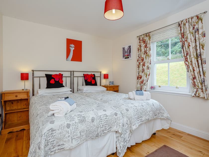 Twin bedroom | Sunrise, Navidale, near Helmsdale