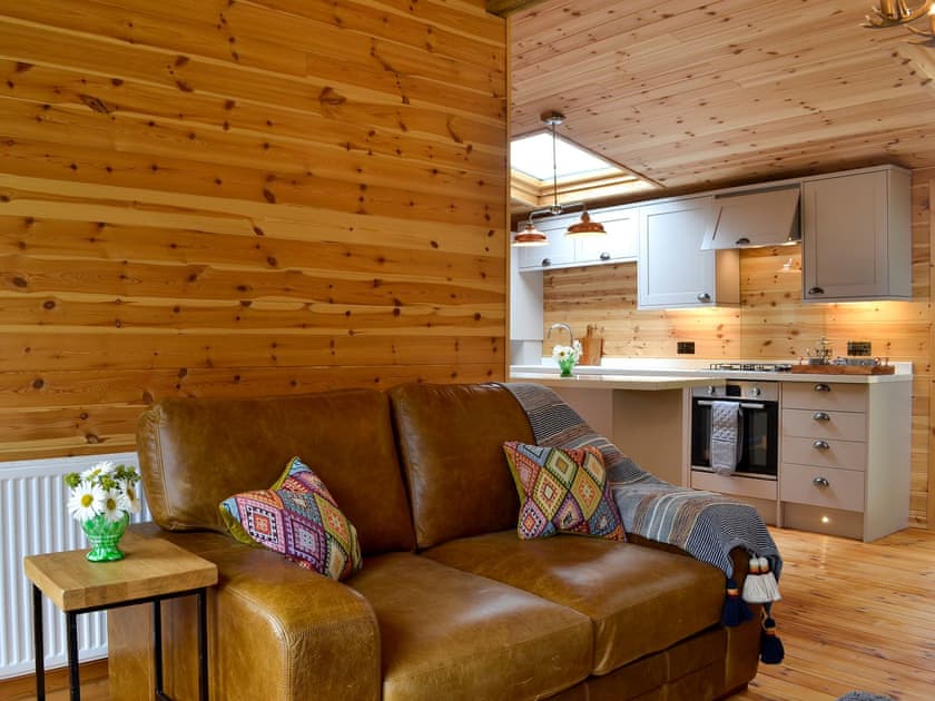 Open plan living space | Berwyn Lodge, Evesham, near Broadway