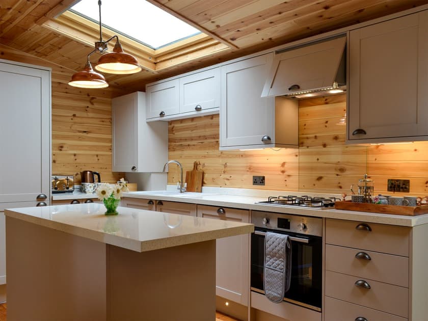 Open plan living space | Berwyn Lodge, Evesham, near Broadway