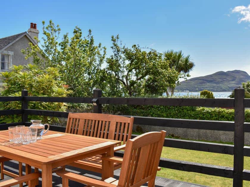 Sitting-out-area | Anchorage Cottage, Lamlash