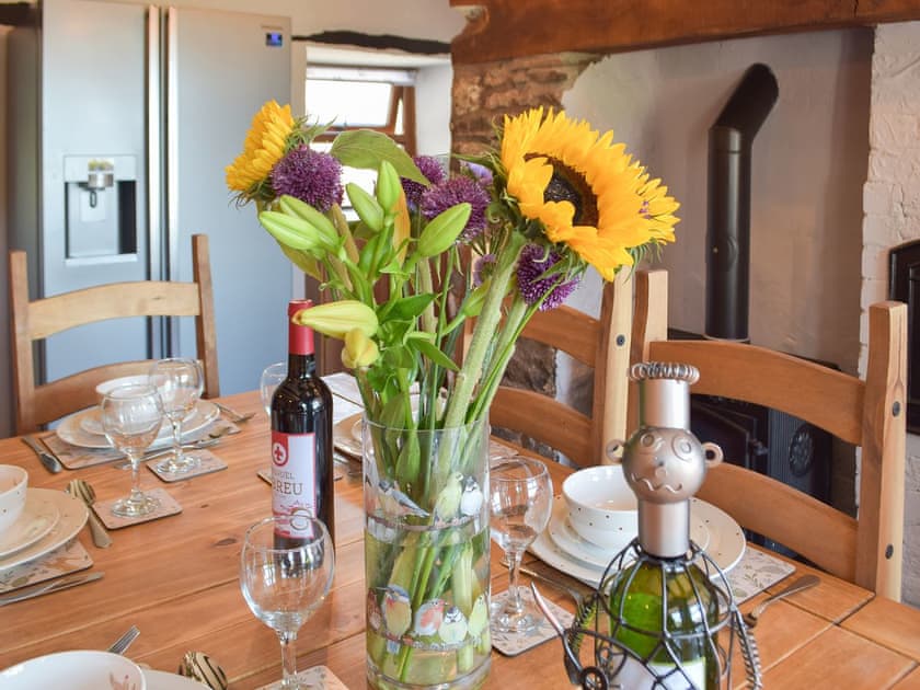 Dining room | Ty Celyn Farmhouse, Ponthenri, near Llanelli