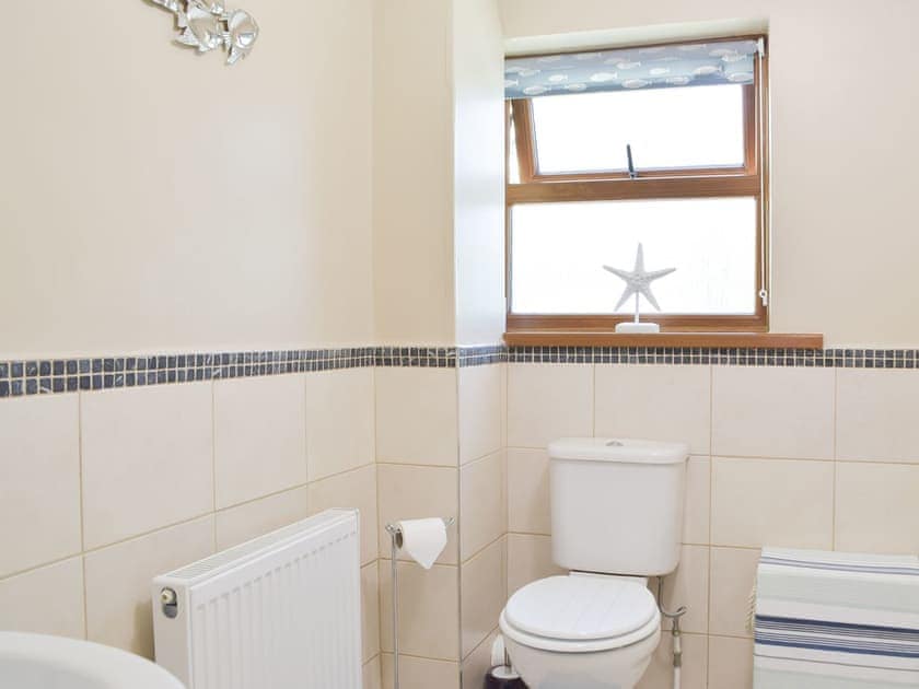 Bathroom | Ty Celyn Farmhouse, Ponthenri, near Llanelli