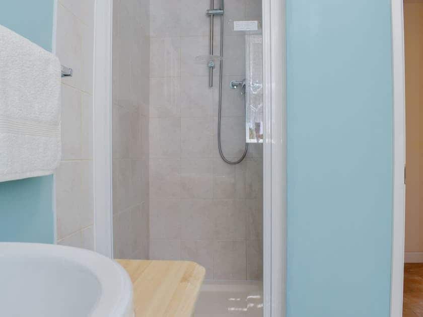 Shower room | Green Valley Retreat, Holsworthy
