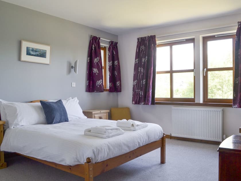 Double bedroom | Battanropie Lodge, Carrbridge
