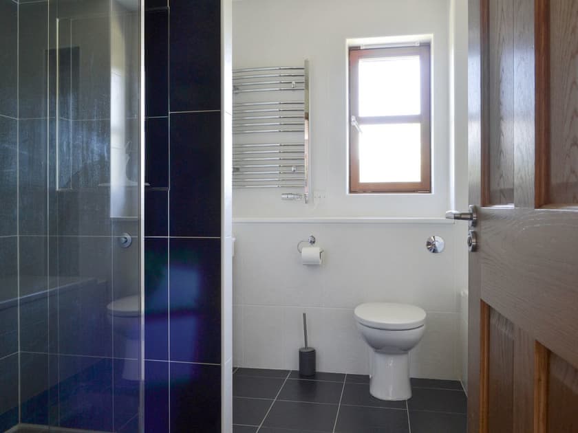 Shower room | Battanropie Lodge, Carrbridge