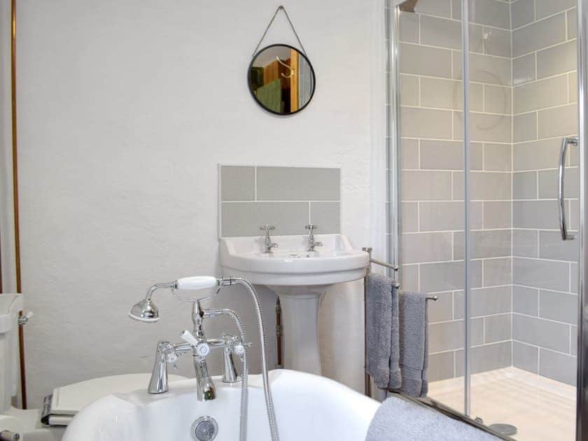 En-suite | Gamekeepers Cottage, Newchapel, near Cardigan