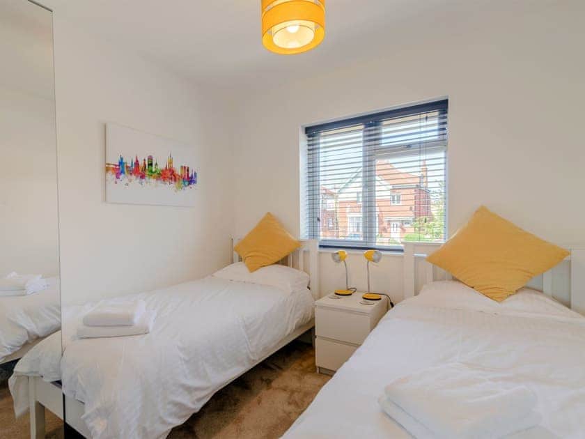 Twin bedroom | Carmel, Whitby