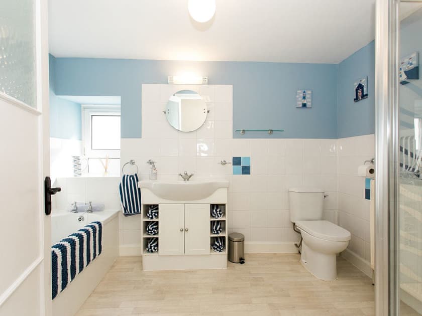 Bathroom with separate shower | High Street, Kirkcudbright