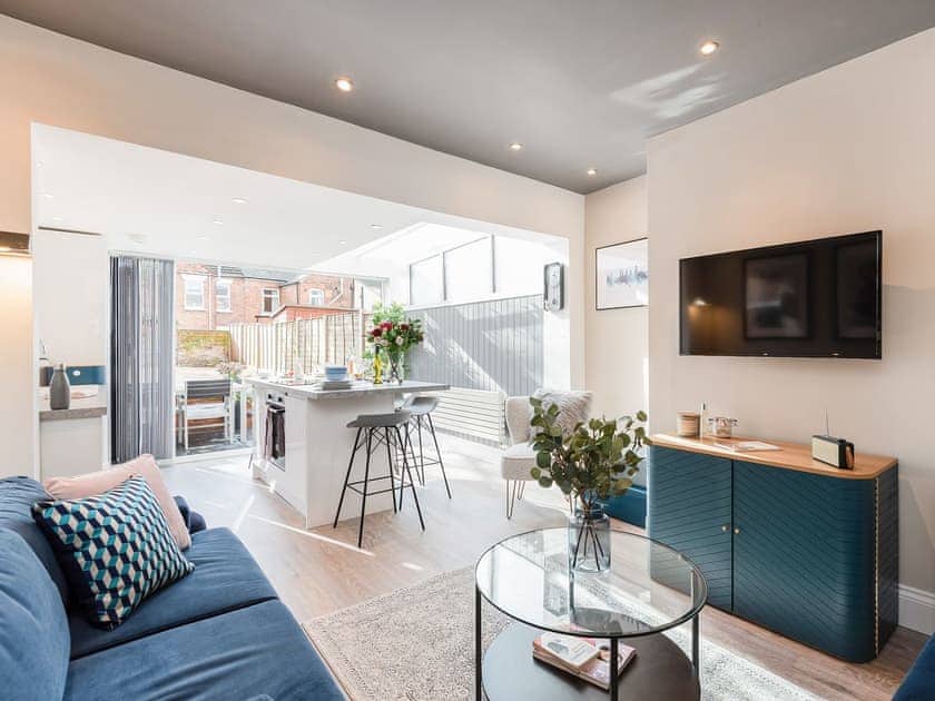 Open plan living space | Cherry Orchard, Shrewsbury