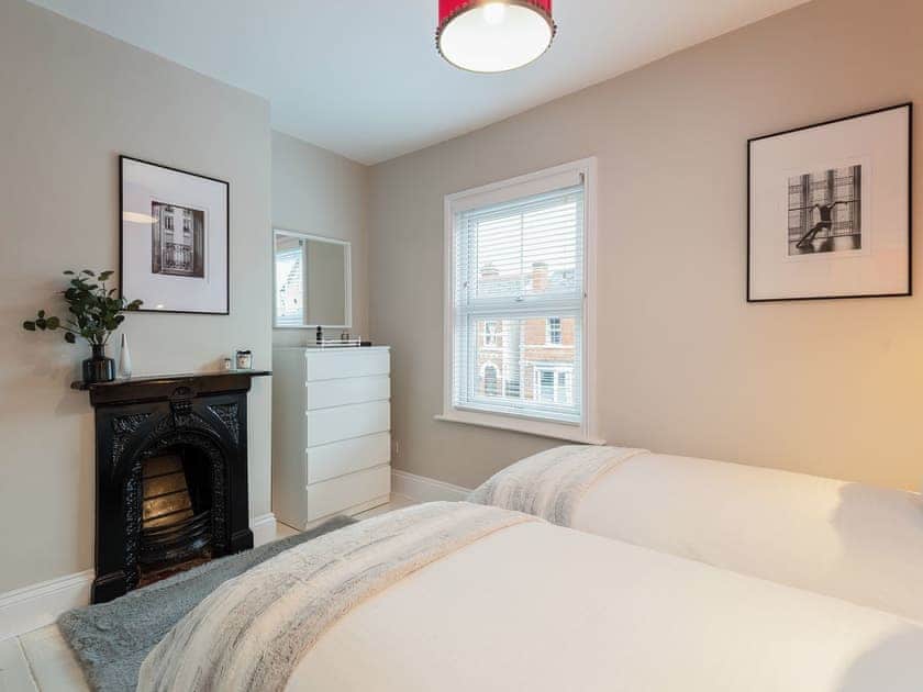 Twin bedroom | Cherry Orchard, Shrewsbury