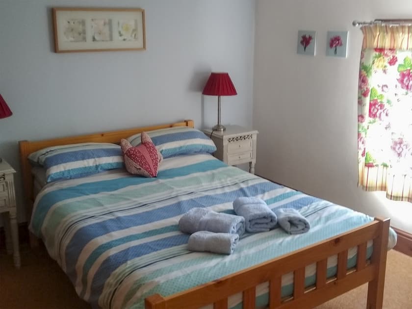 Double bedroom | The Shepherds Bothy, Tetford