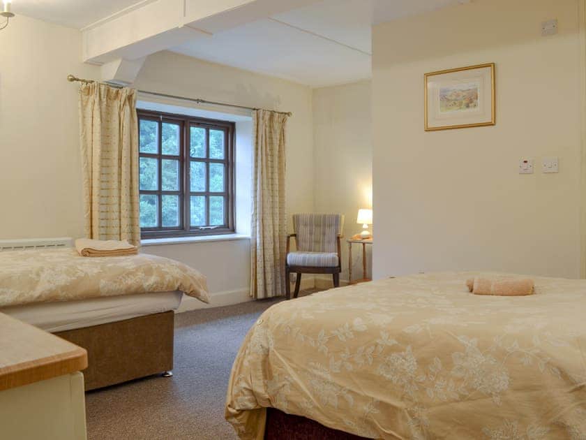 Double and single en suite  | Brook House 1 - Brook House Cottage Holidays, Bassenthwaite