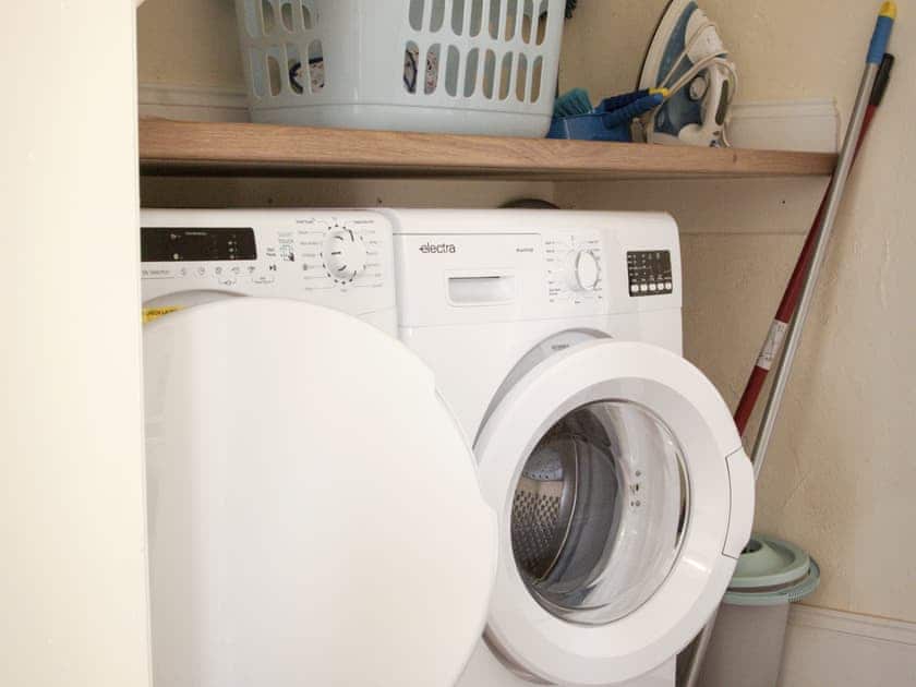 Utility room | The Groom’s Cottage - Roddenloft, Mauchline
