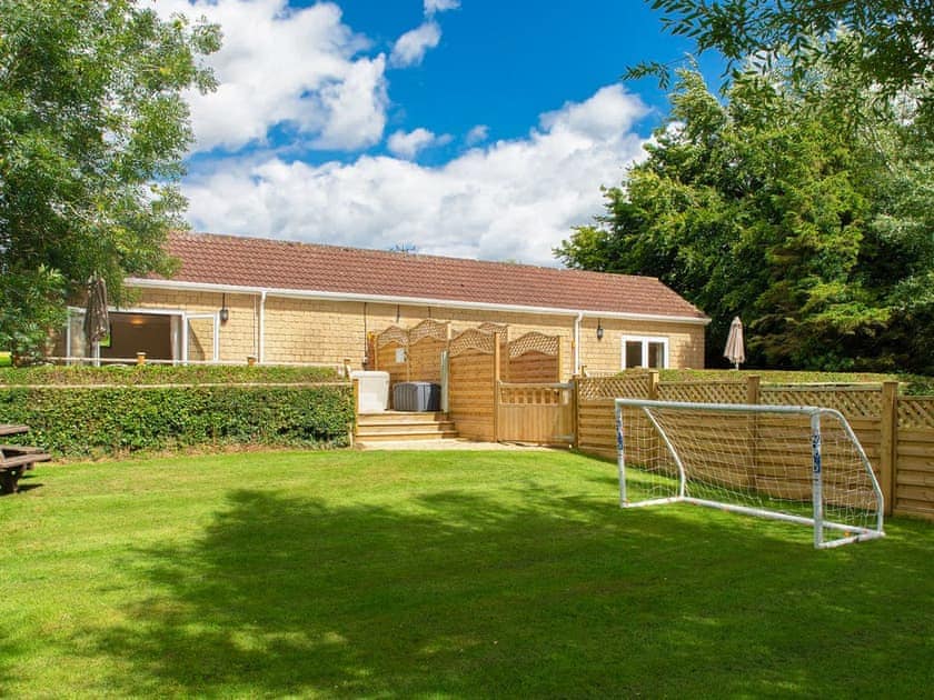 Garden | Luckington Stables 2 - Luckington Stables, Newbury, near Frome