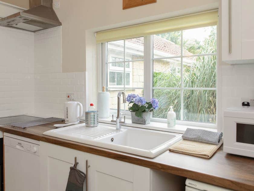 Kitchen | Luckington Stables 2 - Luckington Stables, Newbury, near Frome