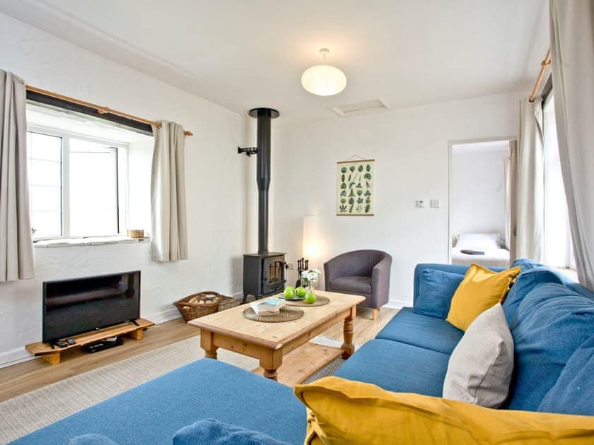 Living room/dining room | Granary - Summercourt Cottages, St Martin, near Looe