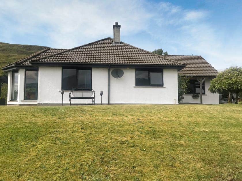 Wonderful bungalow in the Scottish Highlands	<br /><br /><br />	 | Cushendall House, Banavie, near Fort William