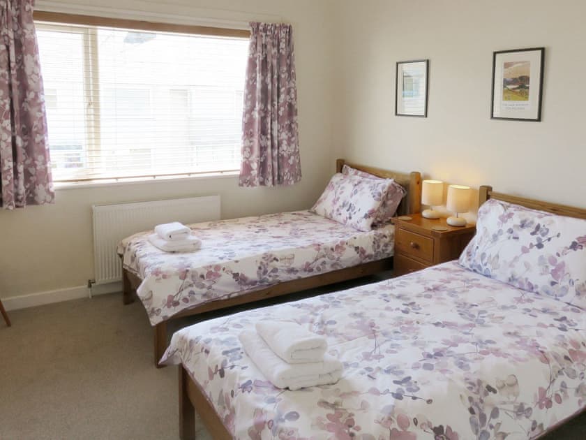 Twin bedroom | Heatherside, Portinscale near Keswick