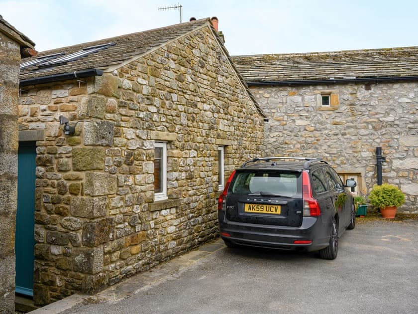 Parking | Holly Cottage, Kettlewell
